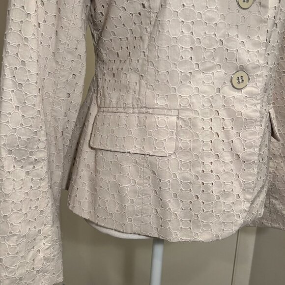 NWT NY & Company Tan Embroidered Eyelet Two button Blazer, Size 8 - Picture 9 of 16